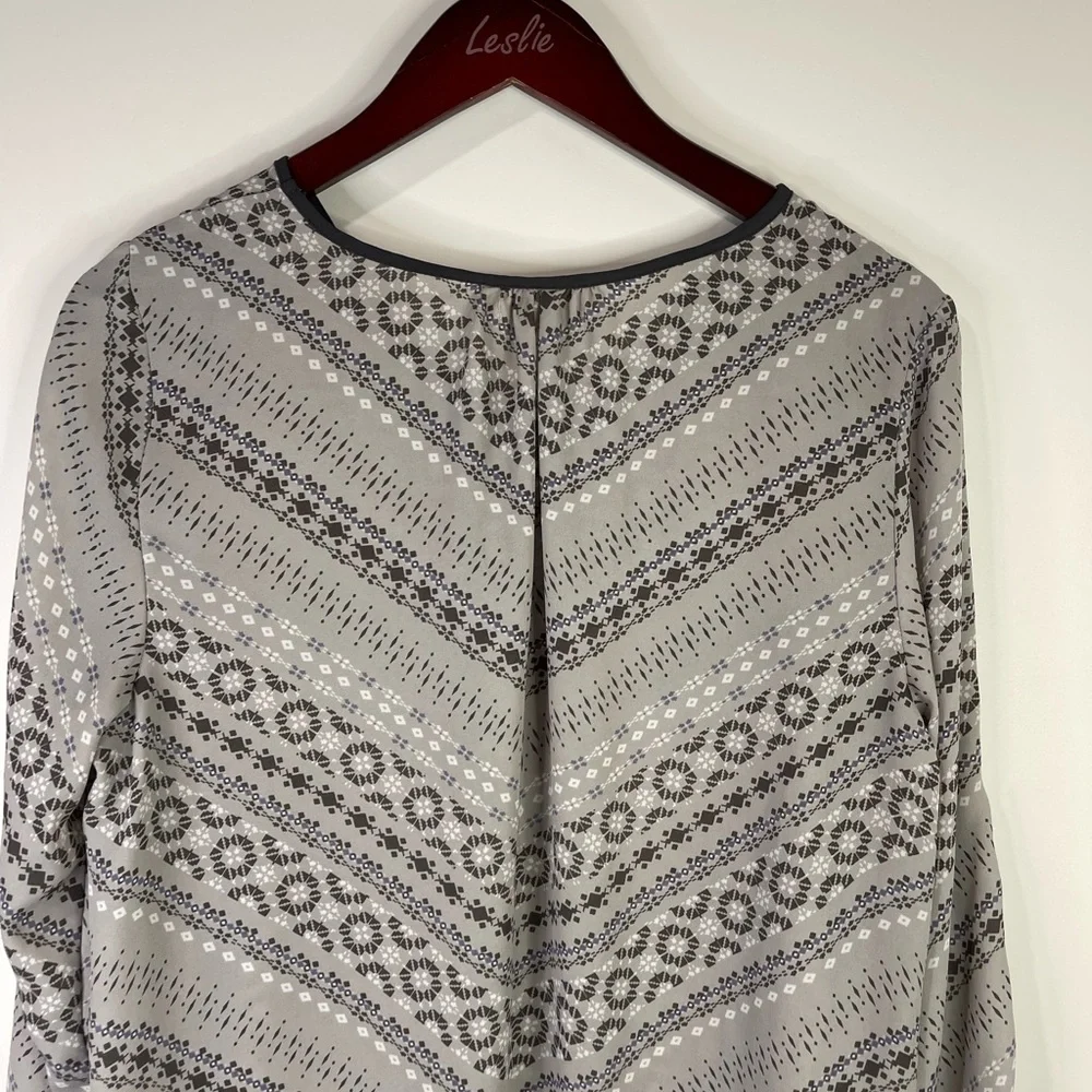 Maurices Light Gray Patterned Long Sleeve open shoulder Blouse - Picture 9 of 11